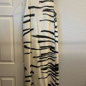 Lafayette 148 New York Monochrome Striped Dress